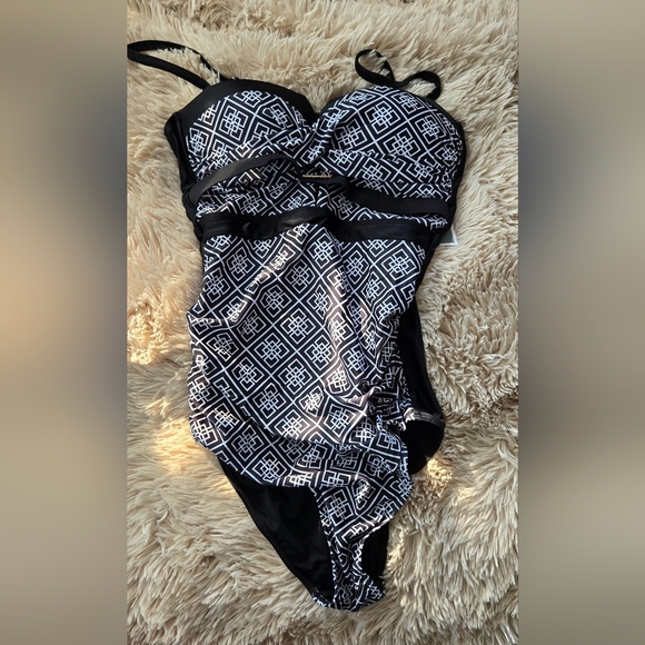 Eomenie Push Up Wrap Front Swimsuit #1065 - Picture 2 of 9